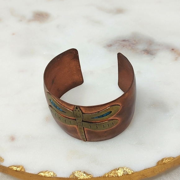 Copper dragonfly artisan wide cuff bracelet - Picture 5 of 6